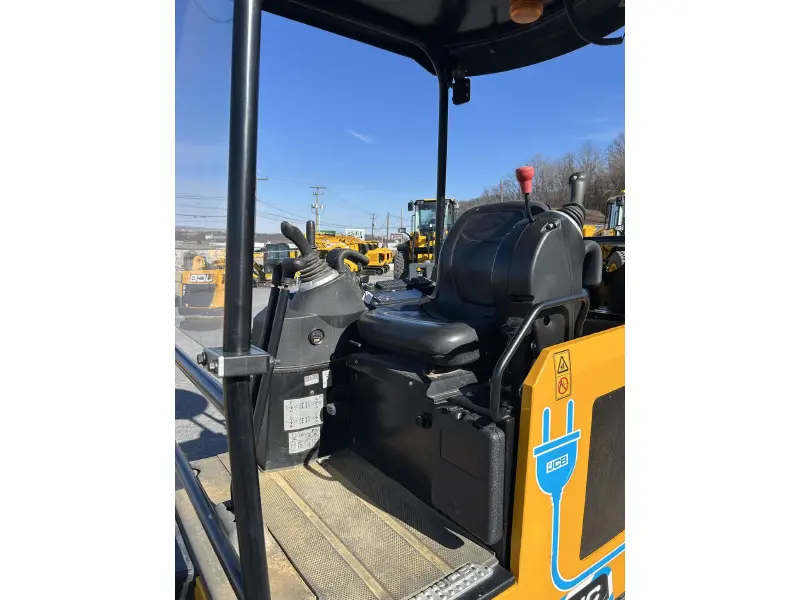 2023 JCB 19C-1E