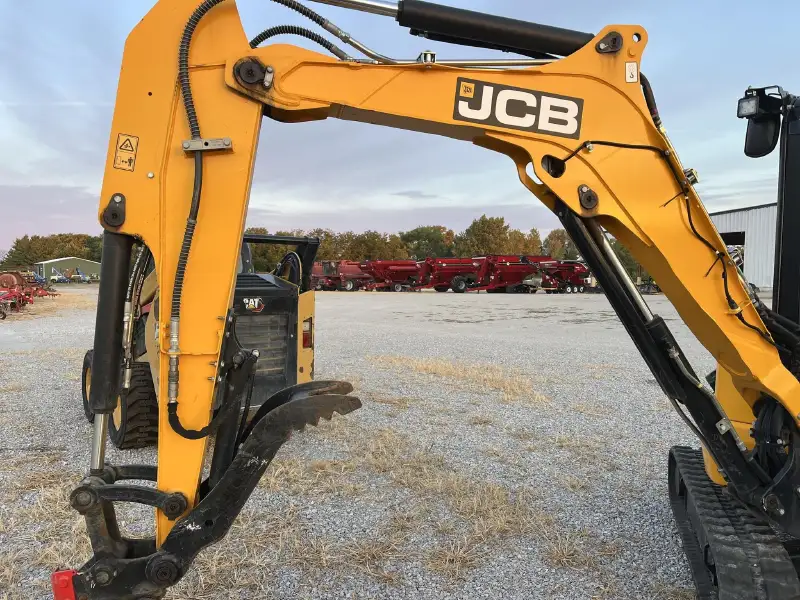 2022 JCB 35Z-1