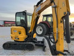 2022 JCB 35Z-1