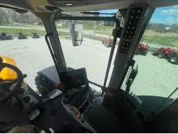 2025 JCB FASTRAC 8330