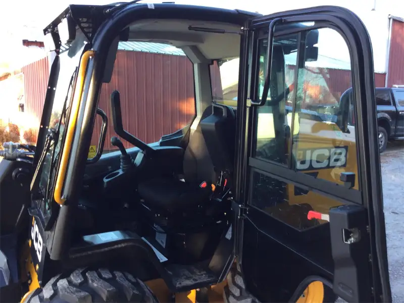 2024 JCB 270
