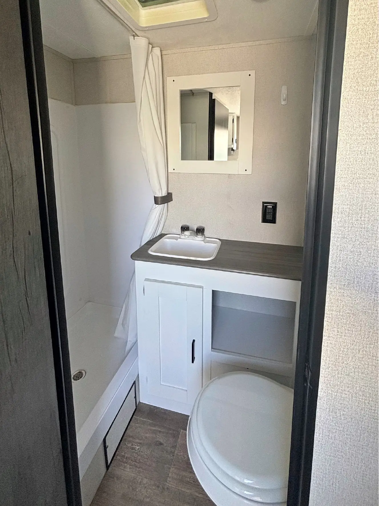 Used 2021 Keystone Hideout 177rd in Bellevue, WA - 5042716303 - RV Trader