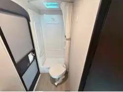 2020 Keystone Hideout 28BHS