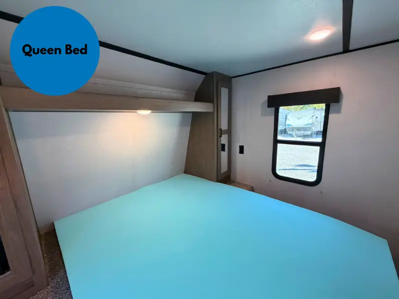 2020 Keystone Hideout 28BHS