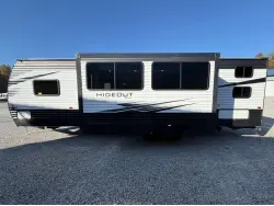 2020 Keystone Hideout 28BHS