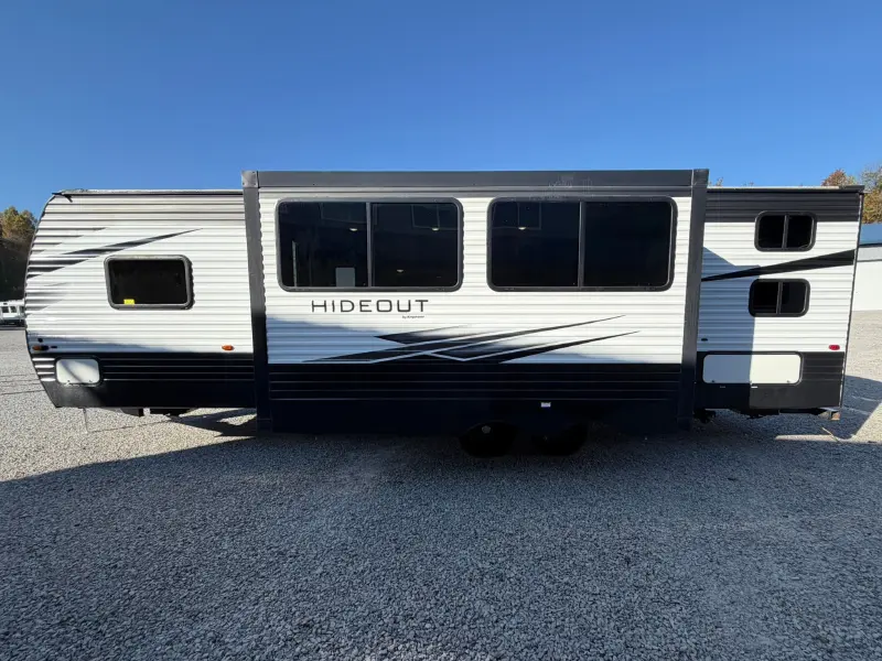 2020 Keystone Hideout 28BHS