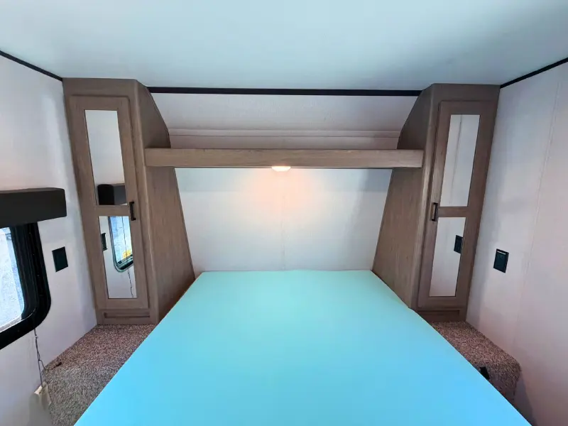 2020 Keystone Hideout 28BHS