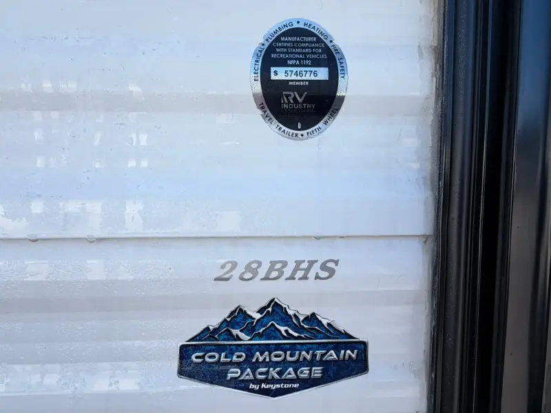 2020 Keystone Hideout 28BHS
