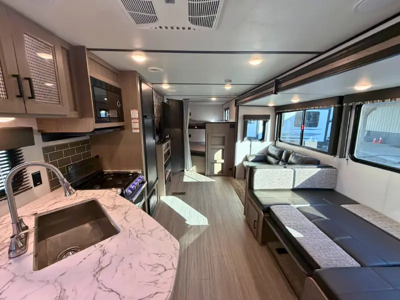 2020 Keystone Hideout 28BHS