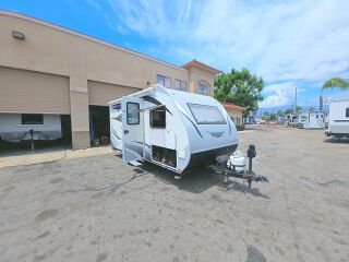 2017 LANCE 1575 TRAVEL TRAILER