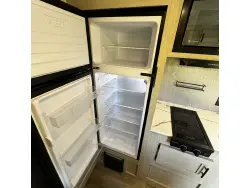 2025 SHASTA COMPACT 18FQ