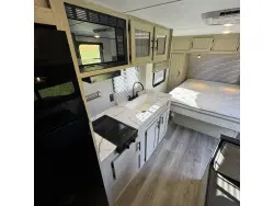 2025 SHASTA COMPACT 18FQ