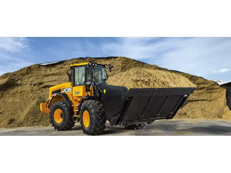 2026 JCB 427 Agri