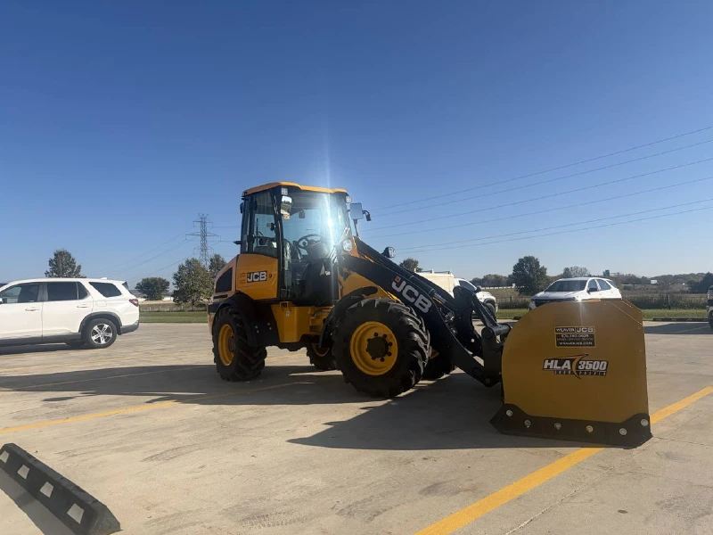 2026 JCB 409 AGRI