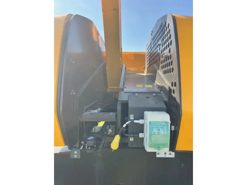 2024 JCB AJ48D