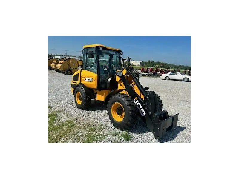 2023 JCB 407 AGRI