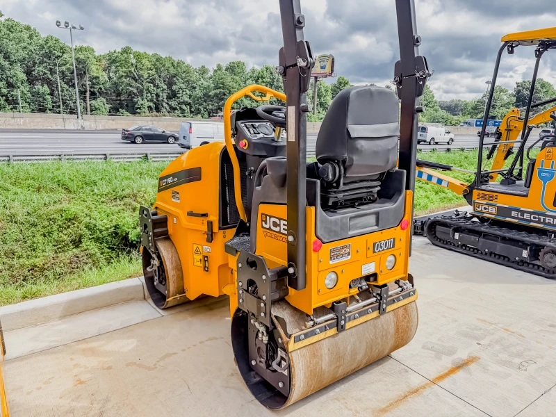 2026 JCB CT160