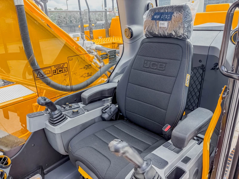 2026 JCB 370X