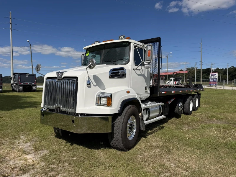 2018 WESTERN STAR 4700