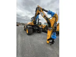 2025 JCB POTHOLE PRO