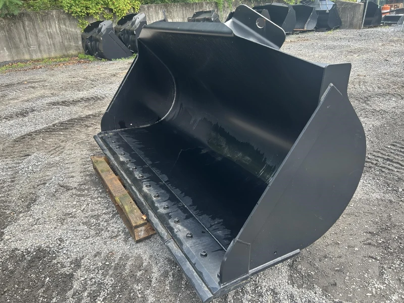 2023 JCB Attachment