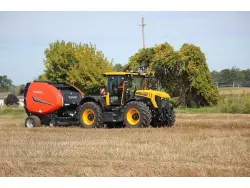 2026 JCB FASTRAC 4220