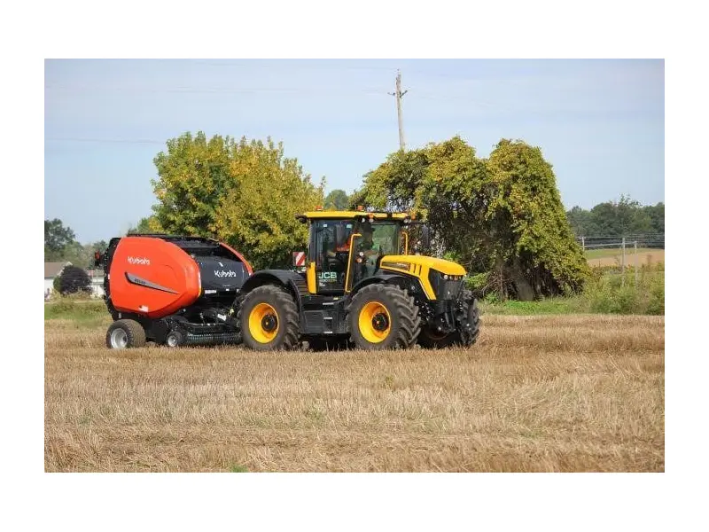 2026 JCB FASTRAC 4220