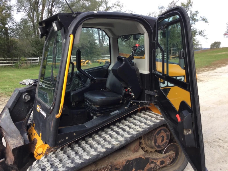 2019 JCB 3TS-8T