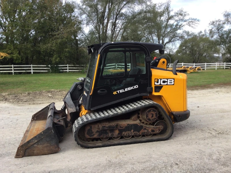 2019 JCB 3TS-8T