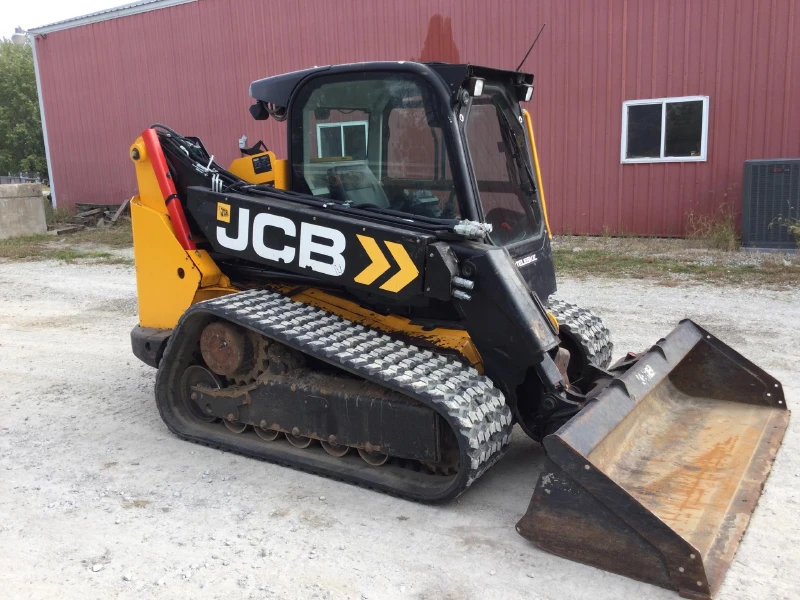 2019 JCB 3TS-8T