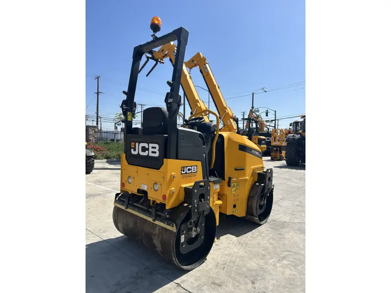 2026 JCB CT260