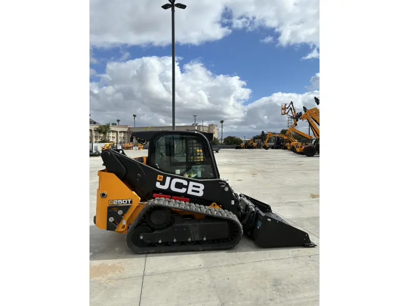 2026 JCB 250T