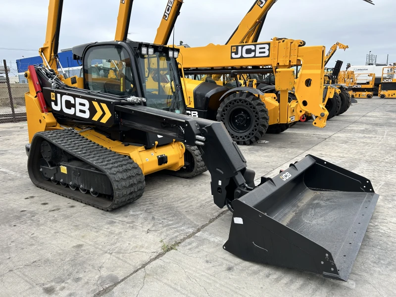2026 JCB 3TS-8T