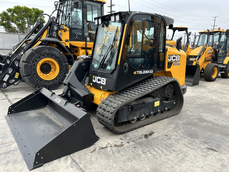 2026 JCB 3TS-8T