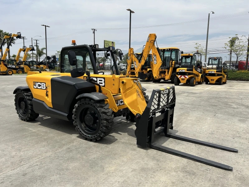2026 JCB 505-20