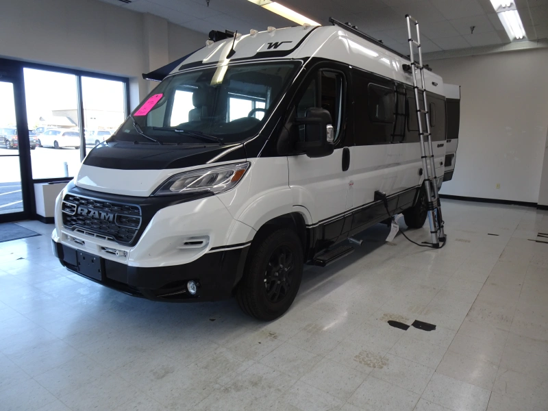 2027 WINNEBAGO