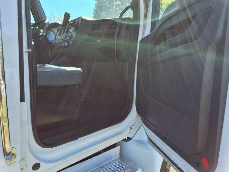 2023 KENWORTH CONSTRUCTION