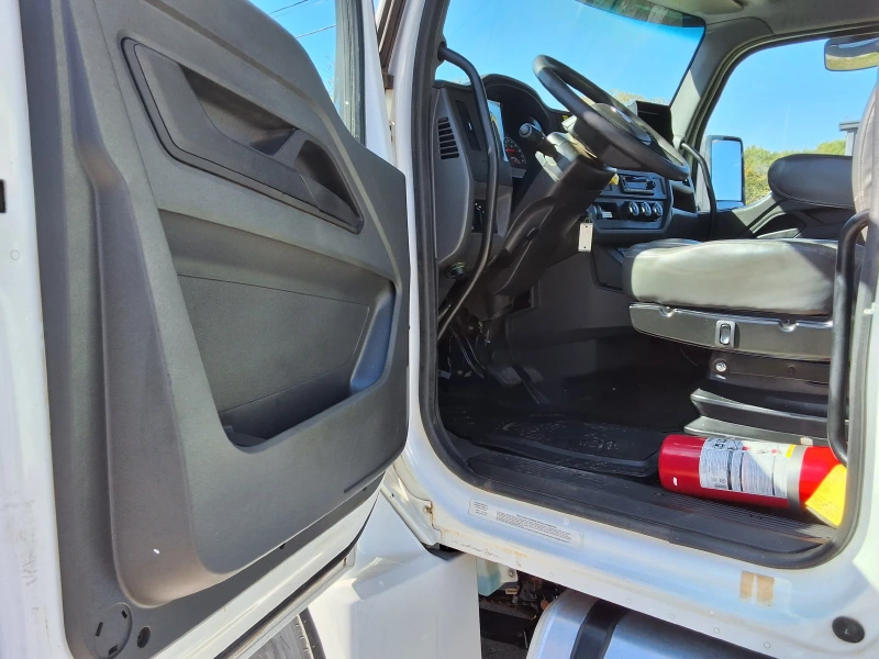 2023 KENWORTH CONSTRUCTION