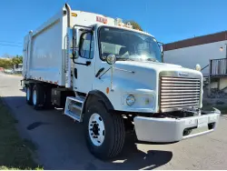 2010 FREIGHTLINER M2