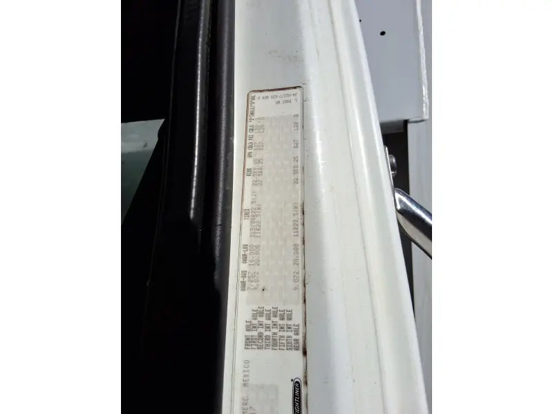 2010 FREIGHTLINER M2