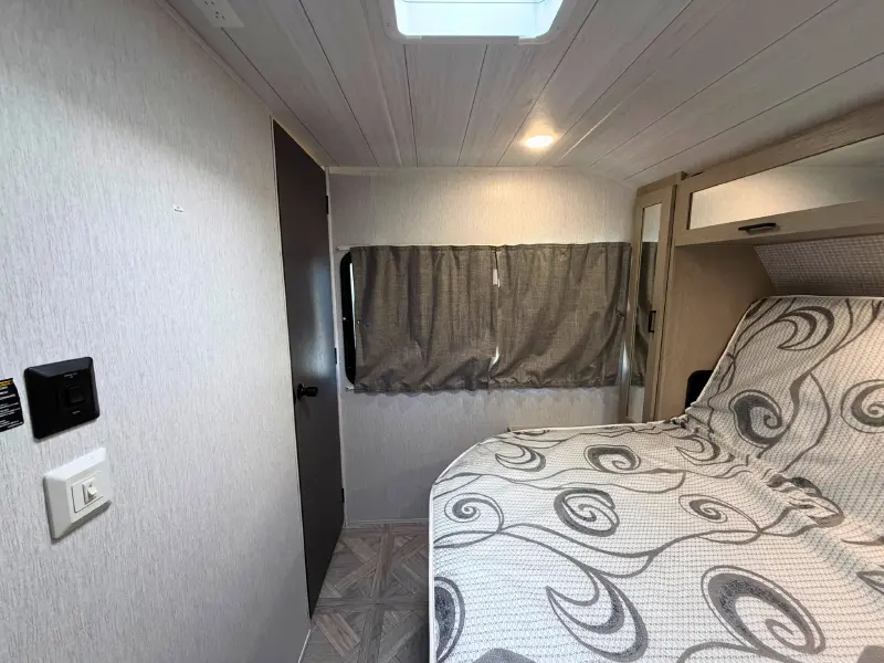 2024 Forest River Salem Platinum 27RKX