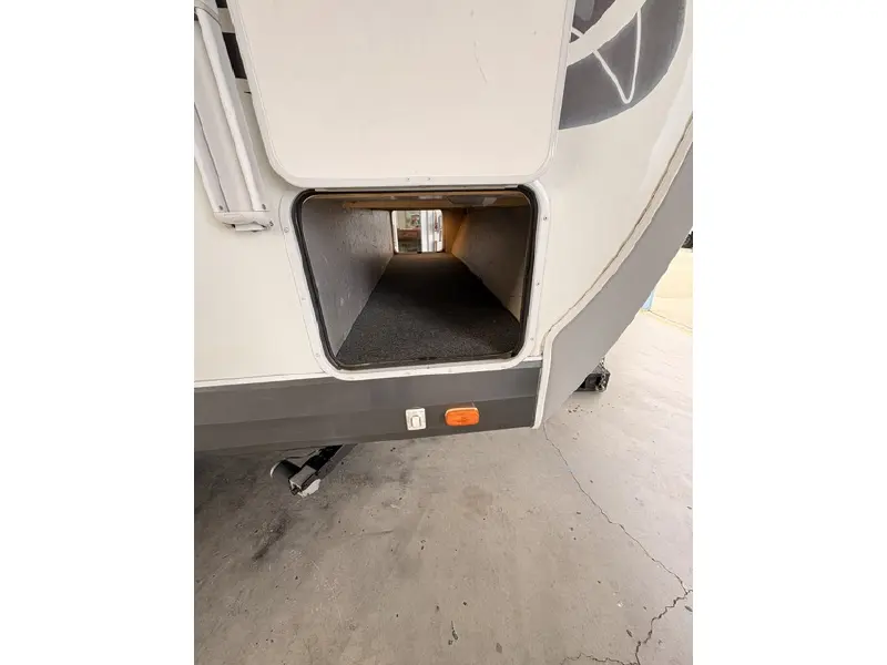 2018 NORTHWOOD MFG ARCTIC FOX 28 F