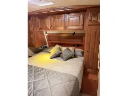 2018 NORTHWOOD MFG ARCTIC FOX 28 F