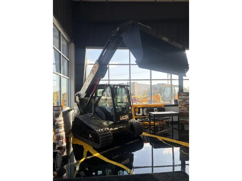 2026 JCB 3TS-8T