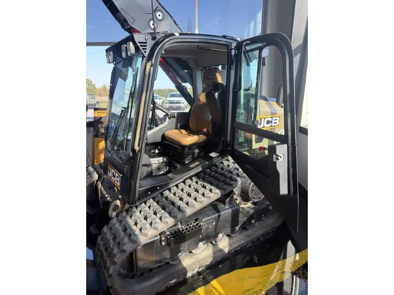 2026 JCB 3TS-8T