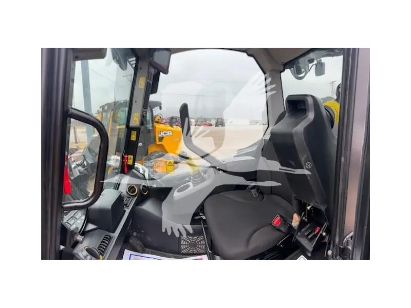 2024 JCB 270T