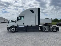 2022 FREIGHTLINER CASCADIA 126