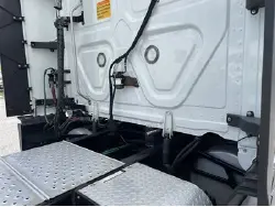 2022 FREIGHTLINER CASCADIA 126