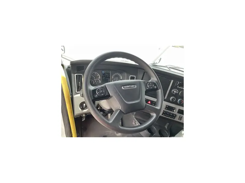 2022 FREIGHTLINER CASCADIA 126