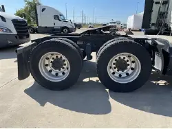 2022 FREIGHTLINER CASCADIA 126